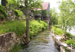ozarks-grist-mills River of Life Farm Hosts Myron and Anna McKee