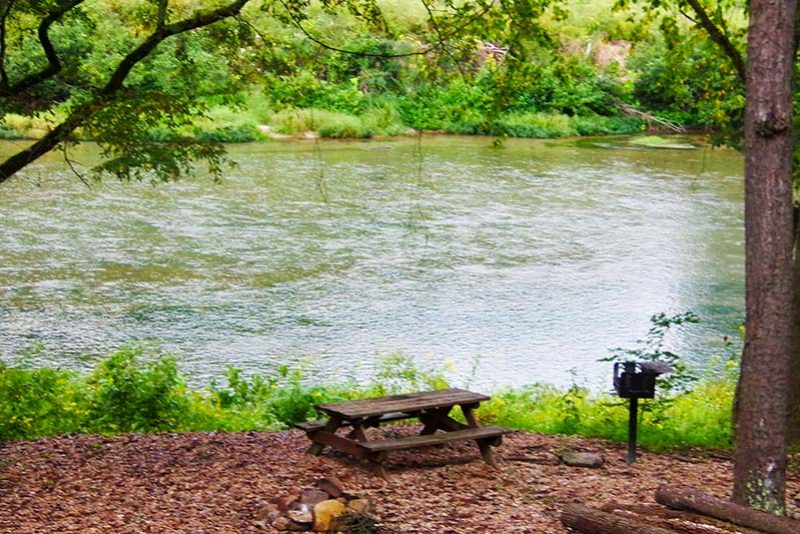 Missouri North Fork River Treehouse Cabin