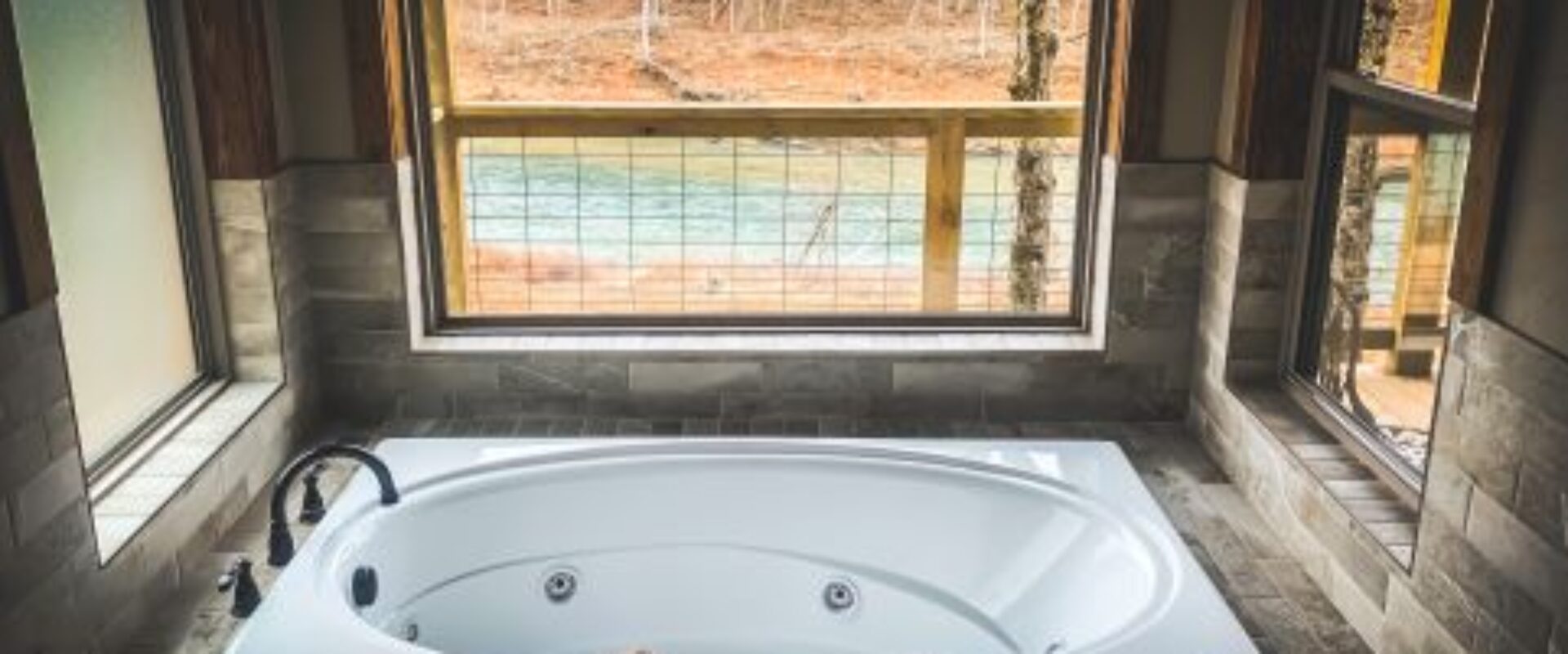 Hideaway whirlpool tub